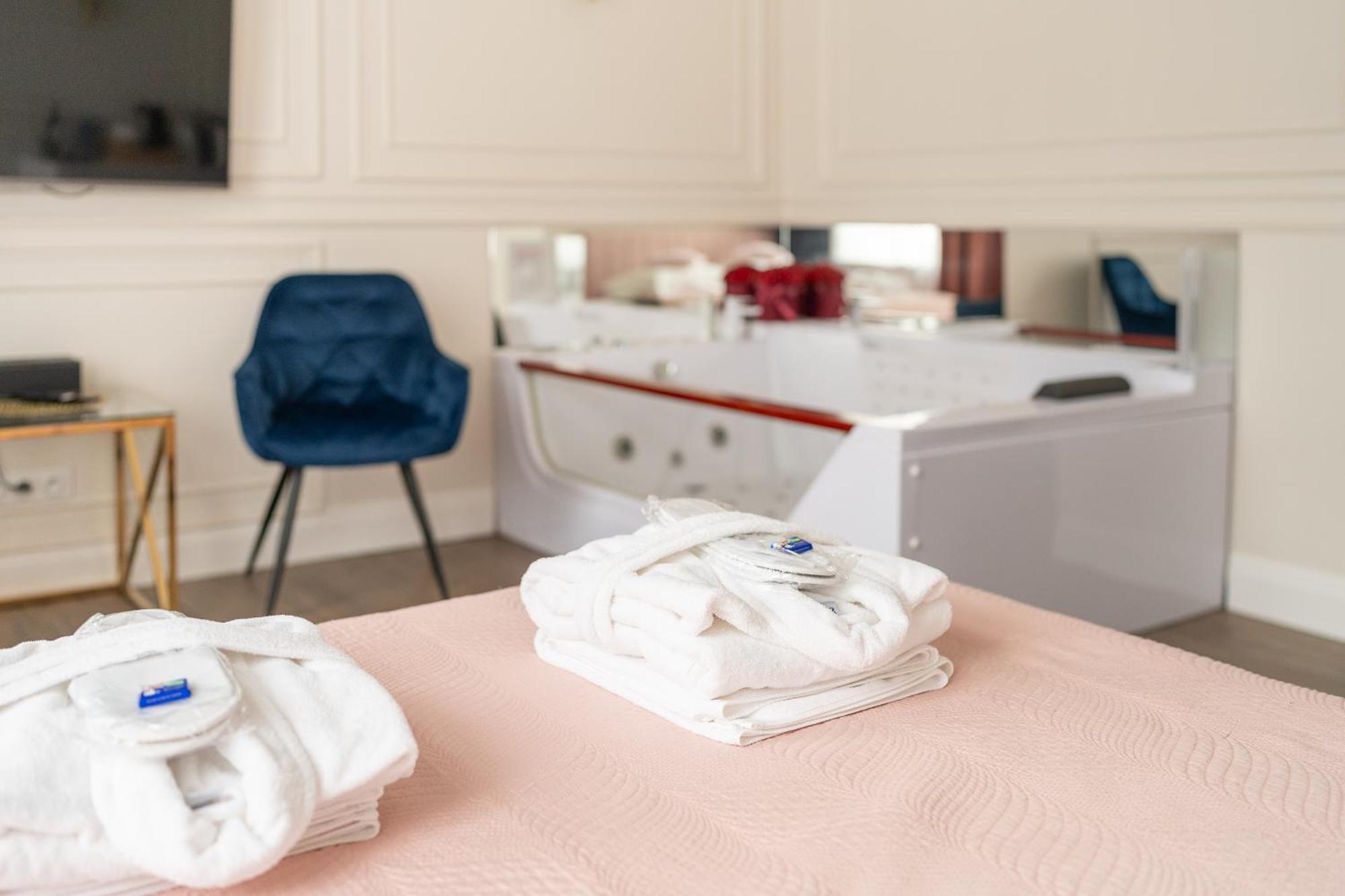 Apartament Glamour Prywatne Jacuzzi Starowislna คราคูฟ ภายนอก รูปภาพ